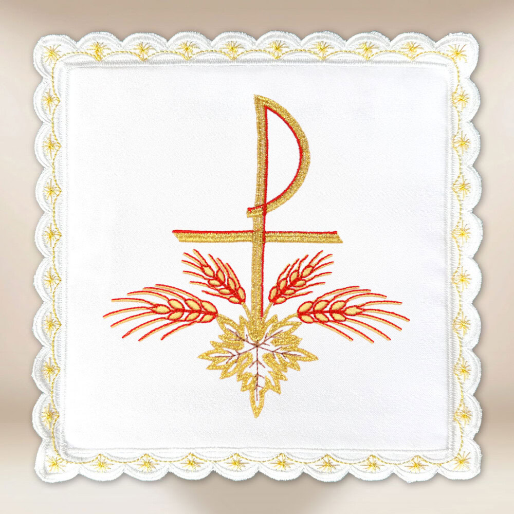 Palka haftowana biała