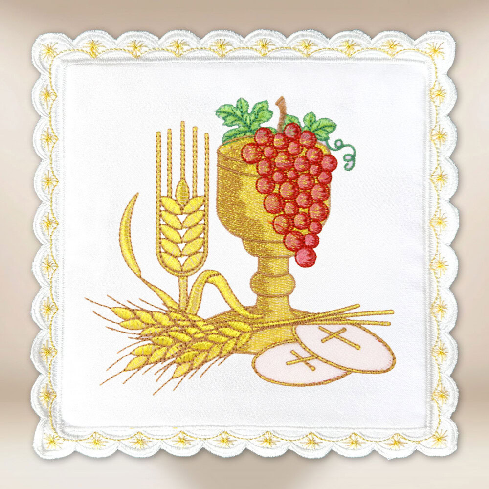 Palka haftowana biała