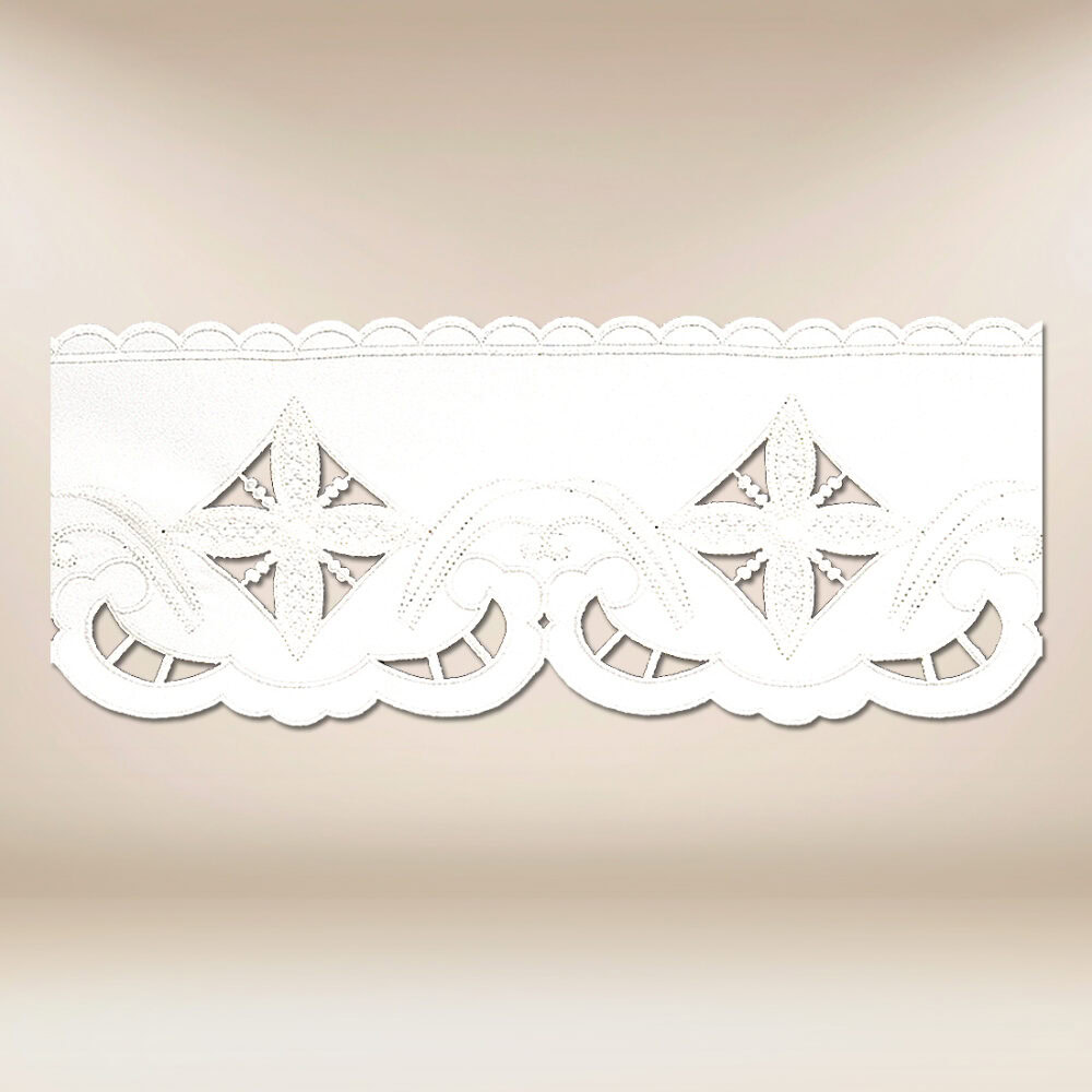 Koronka haftowana "Krzyże w Kwadracie" białe