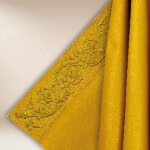 Kapa haftowana "Sanctus"