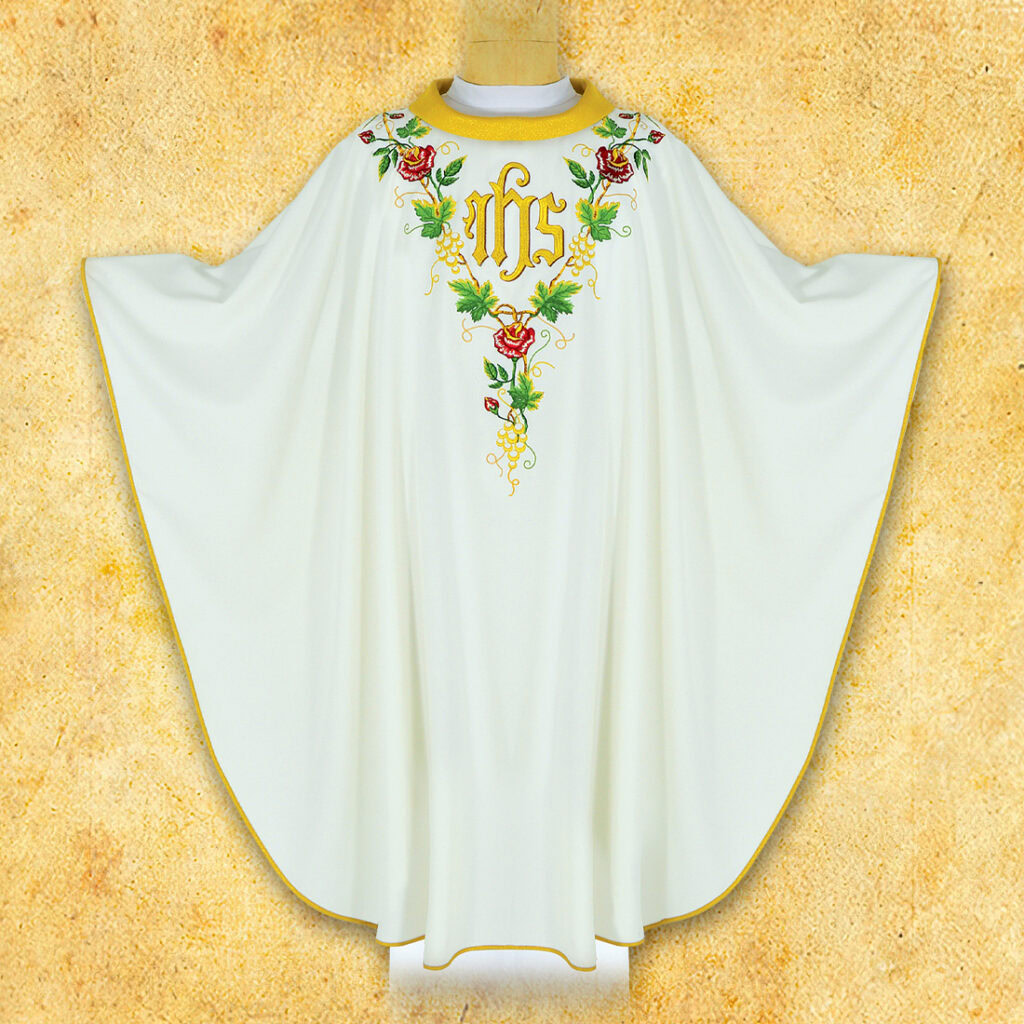 Ornat haftowany róże