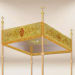 Baldachim haftowany na procesję