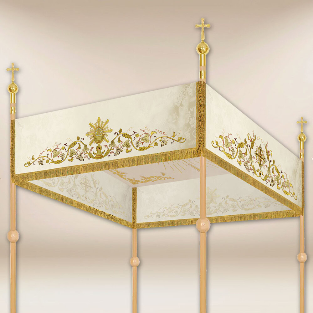 Baldachim haftowany na procesję