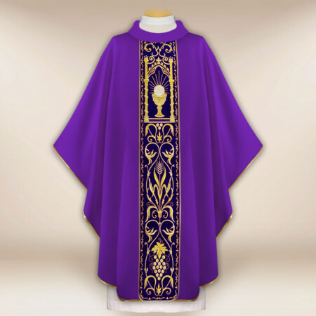 Ornat z haftowanym pasem pluszowym "Kielich"