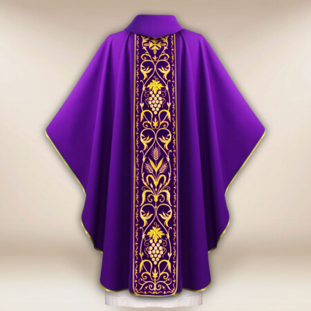 Ornat z haftowanym pasem pluszowym “Kielich”