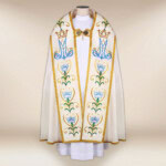 Kapa haftowana “Matka Boża Różańcowa”