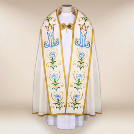 Kapa haftowana "Matka Boża Różańcowa"