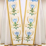 Kapa haftowana “Matka Boża Różańcowa”