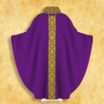 Ornat haftowany "Cardinale"
