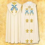 Kapa haftowana "Maryjna"