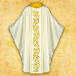 Ornat haftowany "Sanctus"