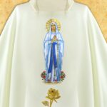 Ornat haftowany "Madonna Di Lourdes"