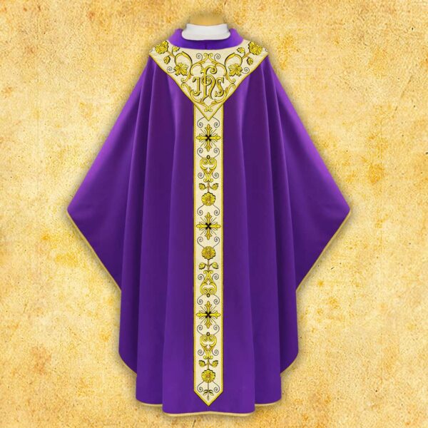 Ornat haftowany "Gaudete"