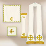 Ornat haftowany rzymski “Maryjny”