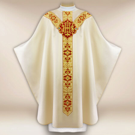 Haftowany ornat liturgiczny ecru z symbolem IHS