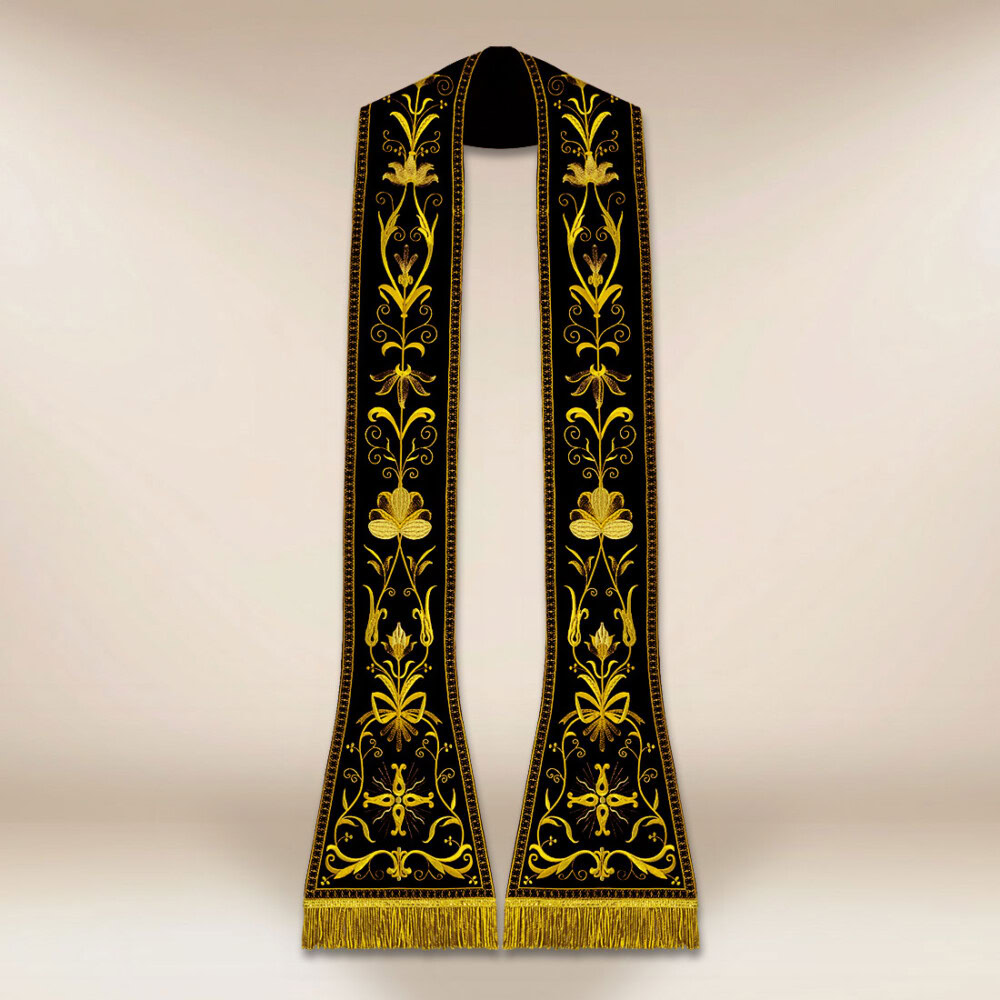 Czarna rzymska stuła haftowana 