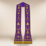 Fioletowa rzymska stuła haftowana