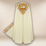 Kapa liturgiczna haftowana z symbolem Baranka