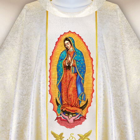 Ornat z wizerunkiem haftowanym “Matka Boża z Guadalupe”