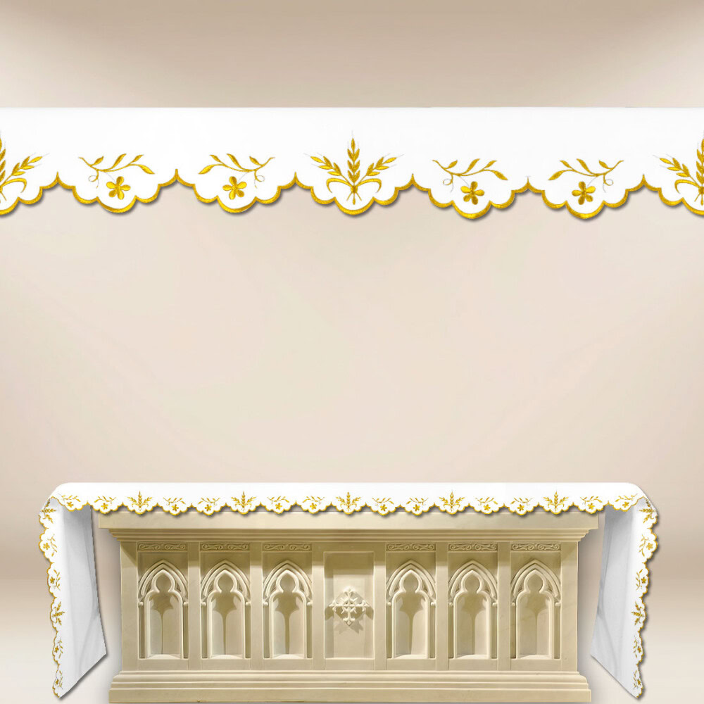 Obrus haftowany ze złotym kłosem