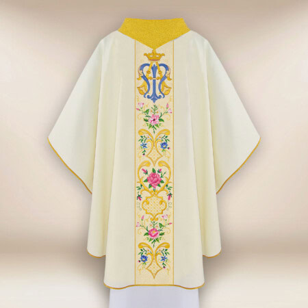 Elegancki ornat liturgiczny haftowany z motywem maryjnym