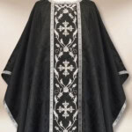 Ornat haftowany “Massimo-Nero”