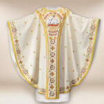 Ornat haftowany “Baranek Boży”