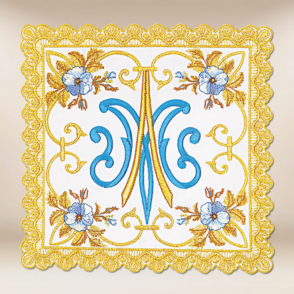 Palka bogato haftowana złotą nicią