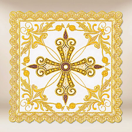 Palka bogato haftowana złotą nicią