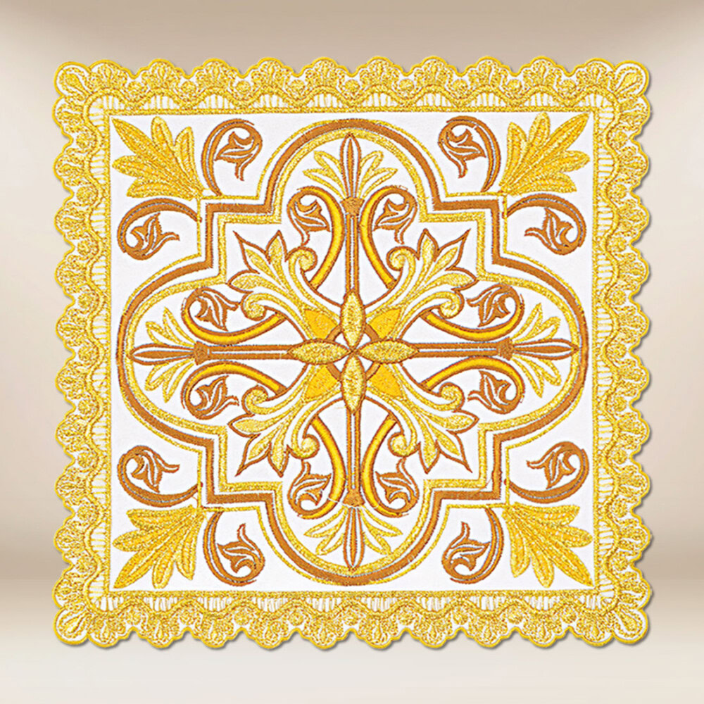 Palka bogato haftowana złotą nicią