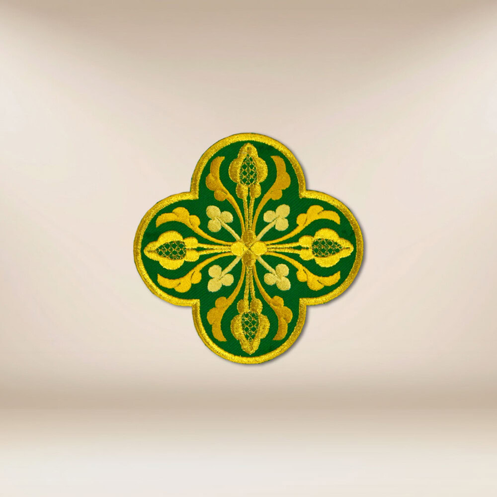 aplikacja haftowana krzyż