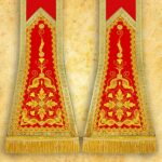 Ornat haftowany "Brillante-Rosso"