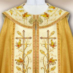 Kapa haftowana złota