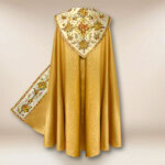 Kapa haftowana złota