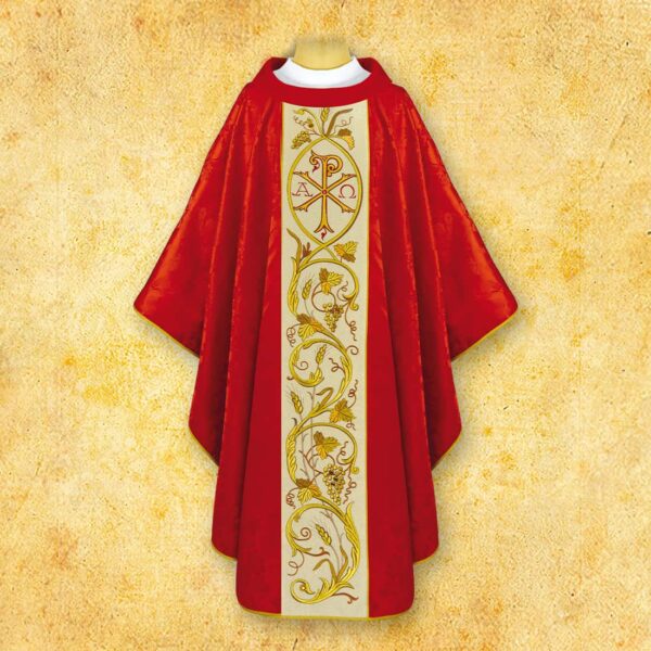 Ornat haftowany "Christum"