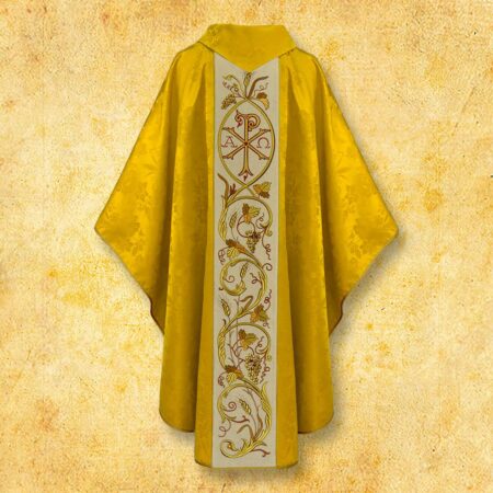 Ornat haftowany "Christum"