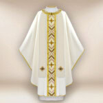 Ornat haftowany “Moderno Carisma” ecru