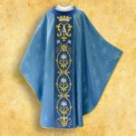 Ornat haftowany "Maria D'Oro-Blu"
