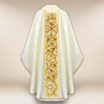 Ornat haftowany „PX Christum”
