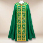 Haftowana kapa liturgiczna zielona