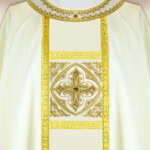 Ornat haftowany “Brillante-Vino”