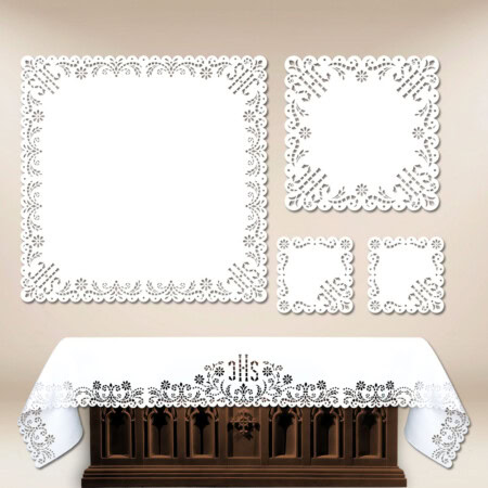 Ażurowy komplet ołtarzowy “Święte Słowo”