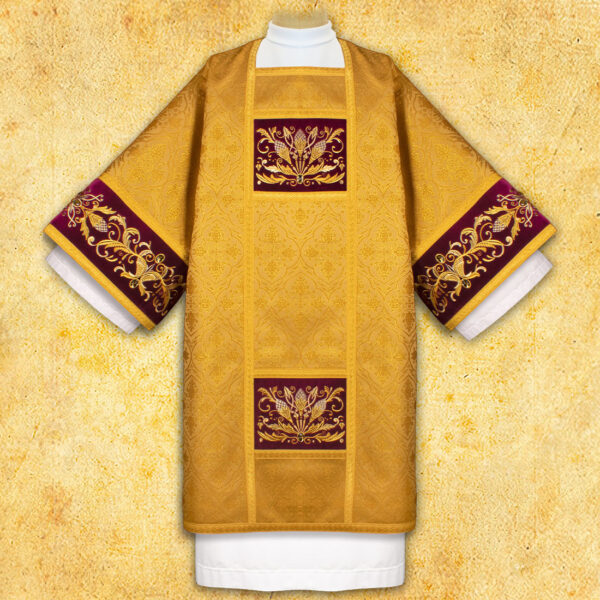 Dalmatyka Haftowana "Pietre E Oro"