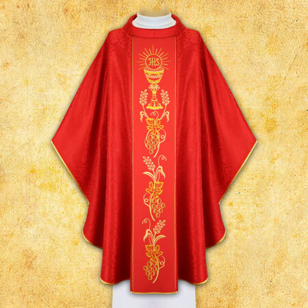 Ornat Z Haftowanym Pasem