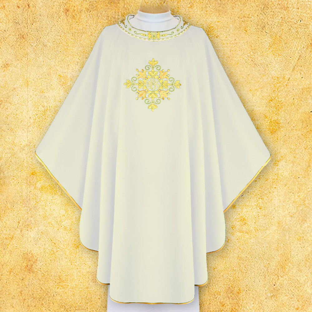 Ornat liturgiczny haftowany IHS ecru