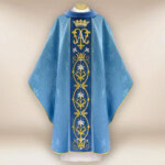 Ornat liturgiczny haftowany maryjny