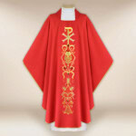 Ornat liturgiczny z motywem PX czerwony Ornat liturgiczny z motywem PX czerwony