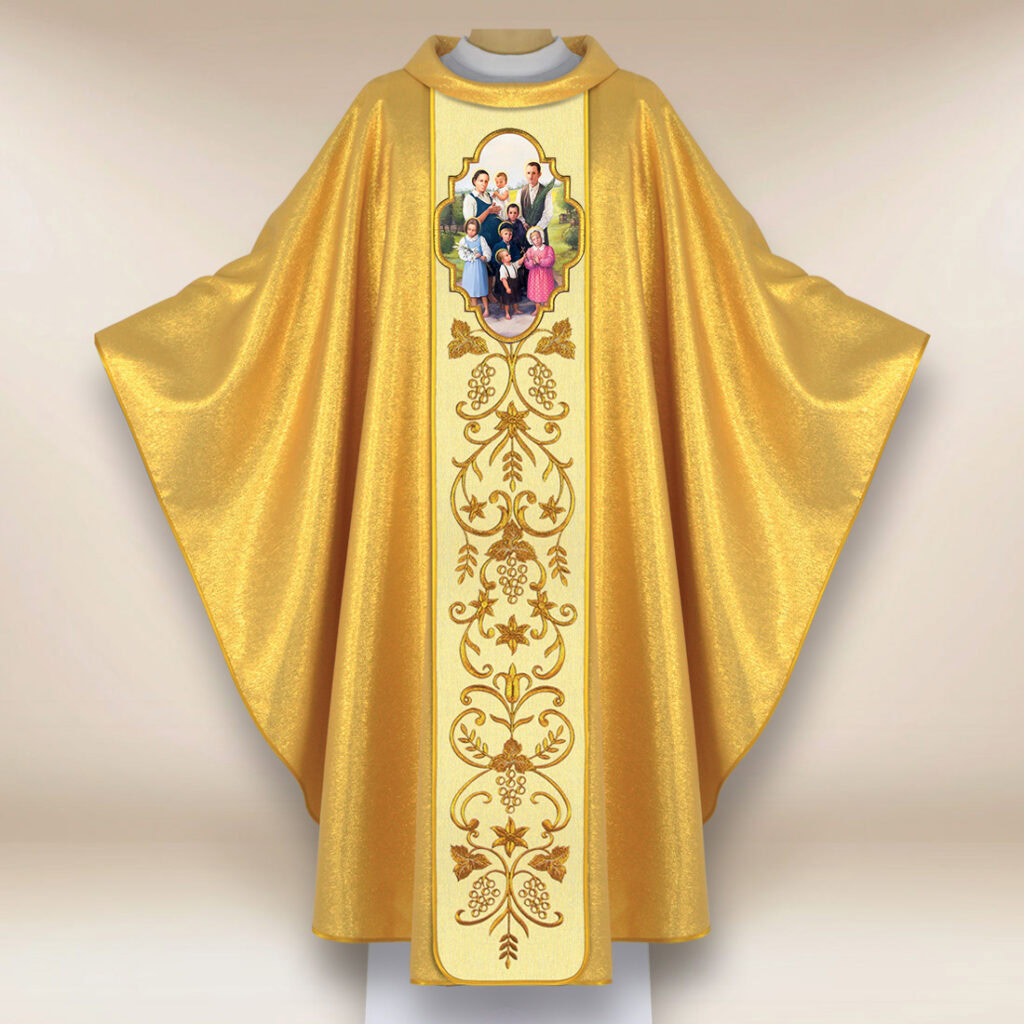 Ornat z wizerunkiem Rodziny Ulmów