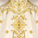 Ornat haftowany z wizerunkiem “Św. Józefa”