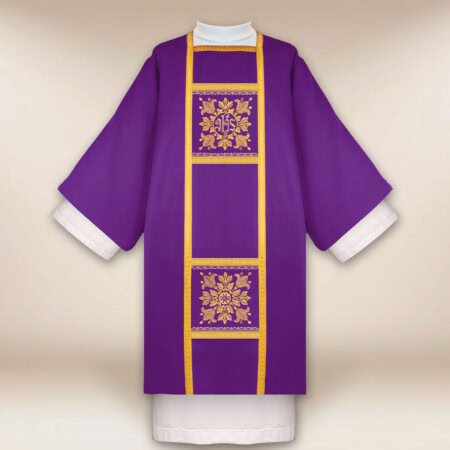 Dalmatyka liturgiczna fioletowa haftowana